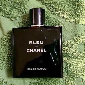 Bleu de Chanel men's eau de parfum